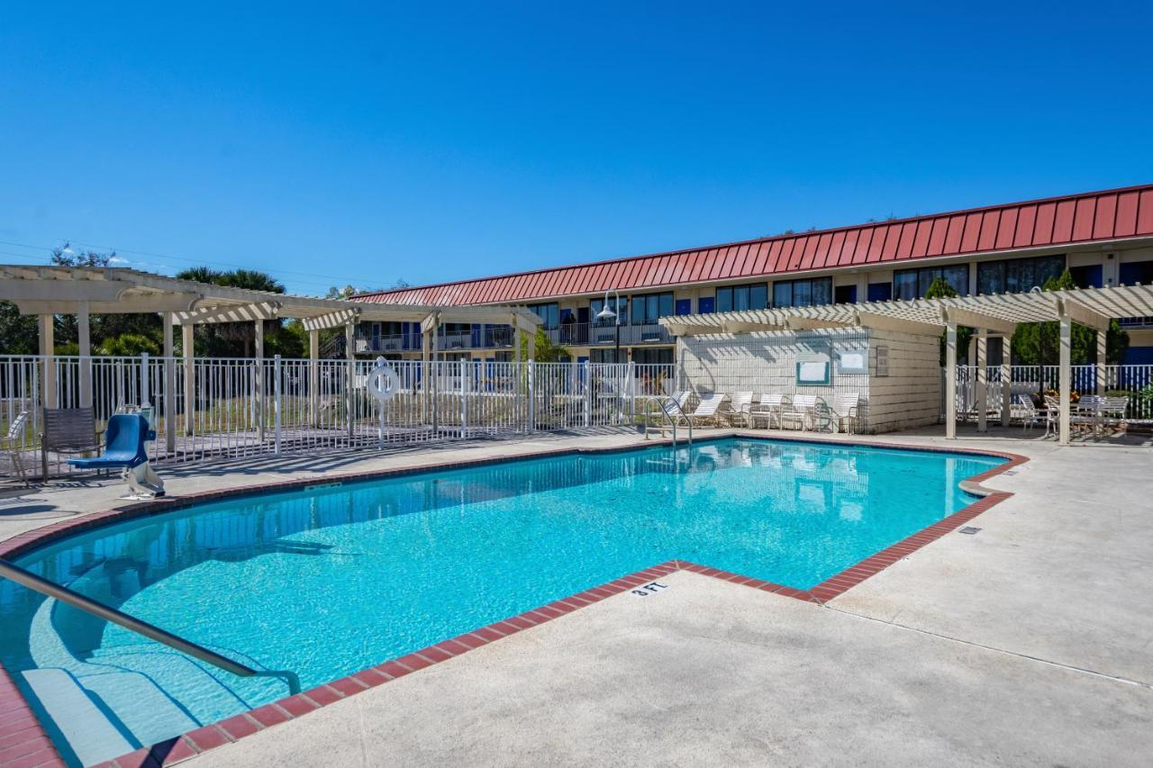 Econo Lodge Palm Harbor - Clearwater Esterno foto