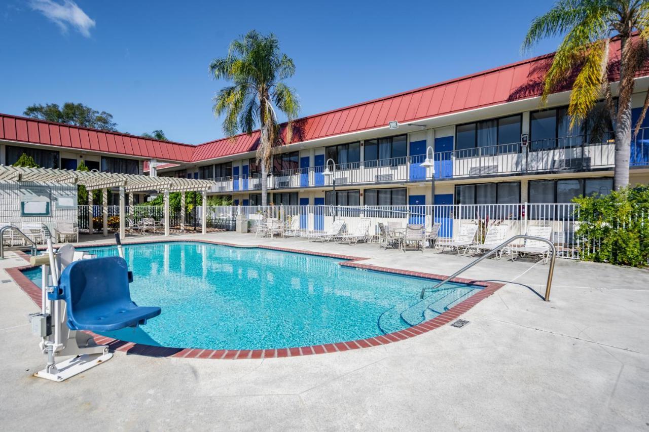 Econo Lodge Palm Harbor - Clearwater Esterno foto