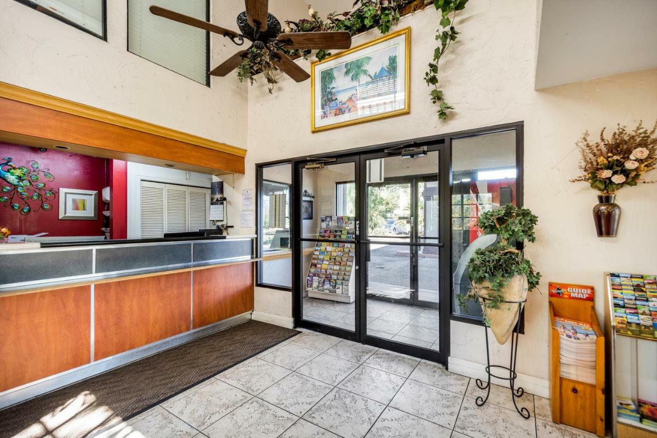 Econo Lodge Palm Harbor - Clearwater Esterno foto